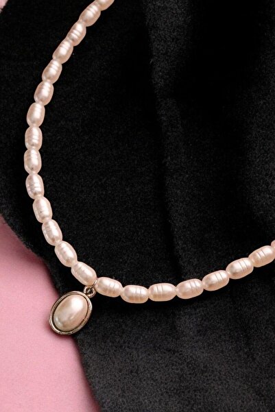 EUROMODA Heart Design Mother of Pearl Color Oval Pearl Design Necklace Earrings Jewelry Set