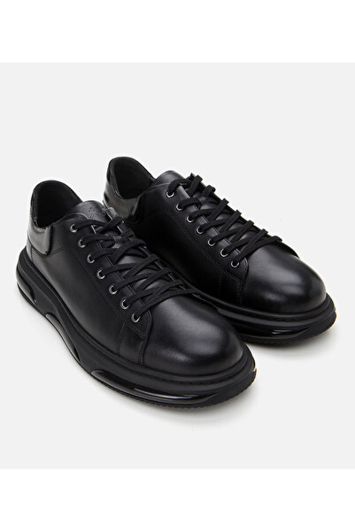 Hotiç Men's Leather Black Light Sole Sports Shoes