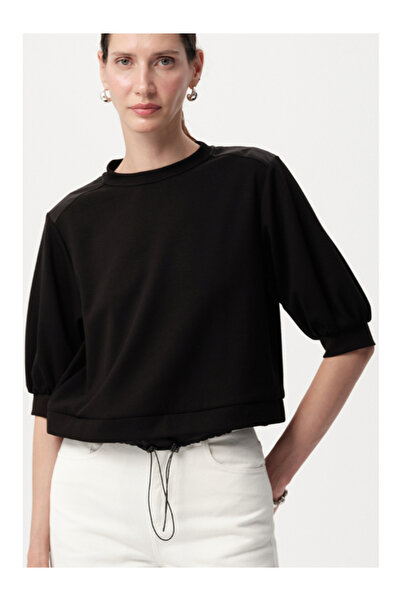 Allyco Πλεκτό μαύρο μπλουζάκι με λαιμόκοψη και ίσιο μισό μανίκι