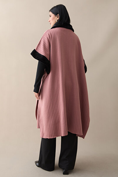InStyle Dusty Rose Poncho with Fur and Brooch Detail