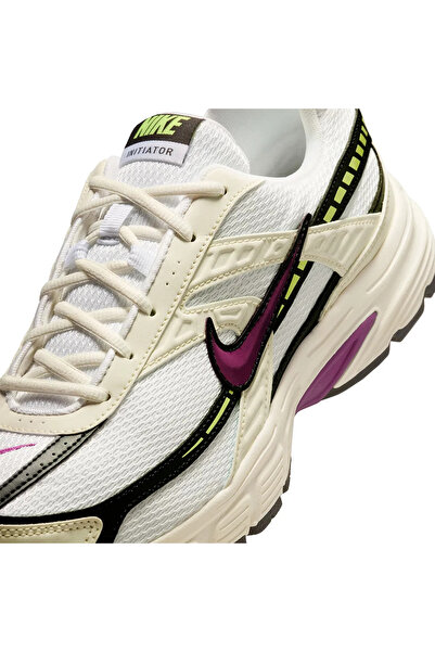 Nike Women's Walking and Running Shoes Gym 50Nk B-1