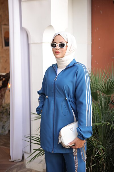 Wovi Women's Hijab Tracksuit Set with Zipper