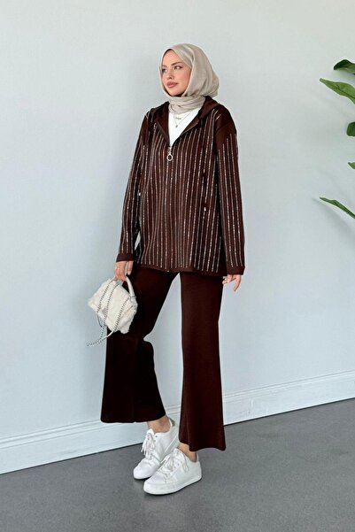 Hazamoda طقم بنطلون إيروس تشيستون ألوان بني فاتح