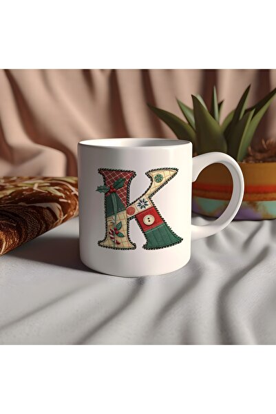 Beramussa كوب بتصميم حرف K بطابع العام الجديد - تصميم بتأثيرات ملونة بمفهوم ا...