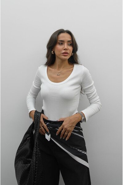 Havoş Ecru Wide Collar Ribbed Blouse