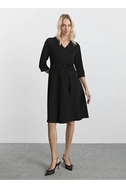 Selen V Yaka Düz Siyah Standart Kadın Elbise 25KSL7709