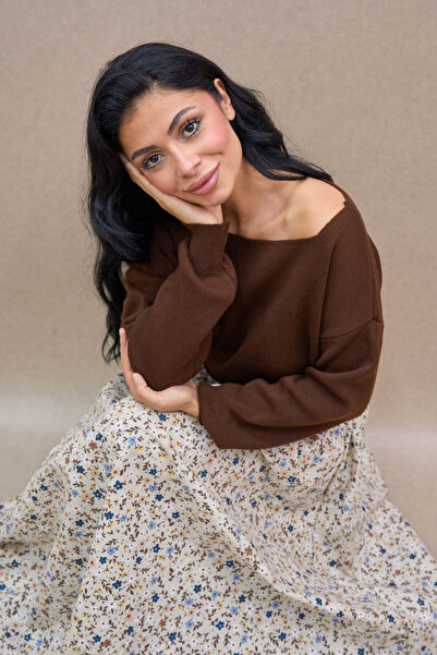 KÜÇÜĞÜM BUTİK Bitter Brown Boat Neck Oversize Knit Sweater