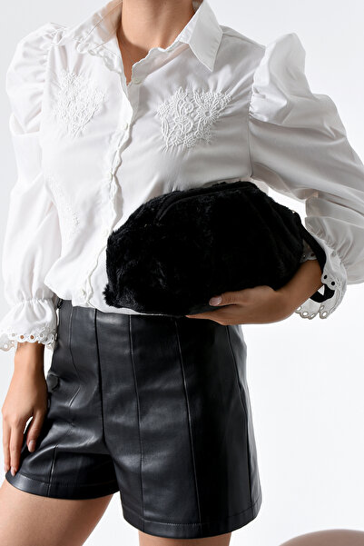 byFOX Fashion Geantă de umăr cu cruce de pluș Lățime: 30 cm Lungime: 18 cm Fu...