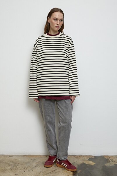 QANU Ριγέ κοντό φούτερ μαύρο