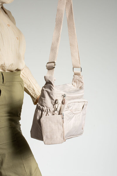 MEGA ÇANTA Klinkır Fabric Multi-Compartment and Large Volume Crossbody Women's Bag