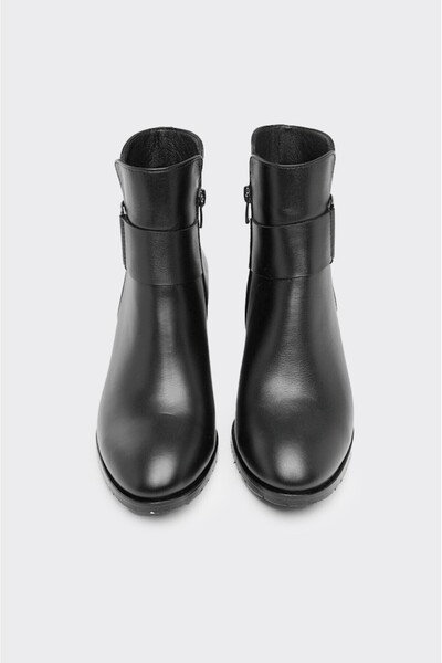 derinet Tokalı Fermuarlı Hakiki Deri Kadın Bot