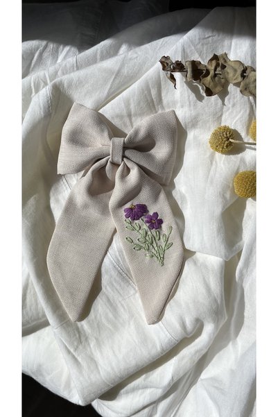 Mas Purple Floral Embroidered Beige Bow Buckle |   Handmade Fabric Ribbon Buckle |   Girls & Women