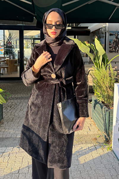 Tesettür Diyarı Düğme Detaylı Astarlı Angora Kaban- Siyah