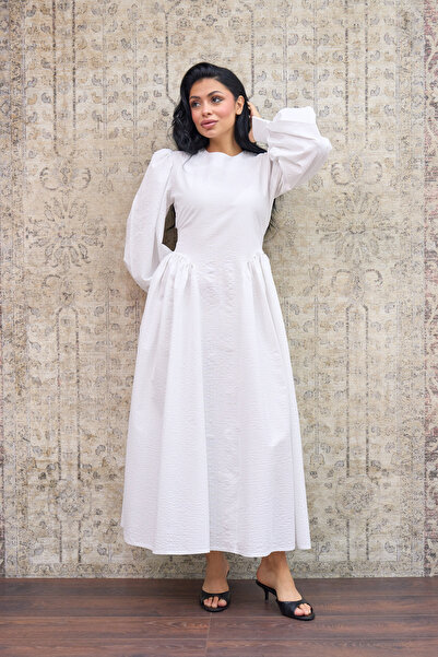 KÜÇÜĞÜM BUTİK Λευκό Γυναικείο Φόρεμα με Πλισέ Μακρύ Φόρεμα