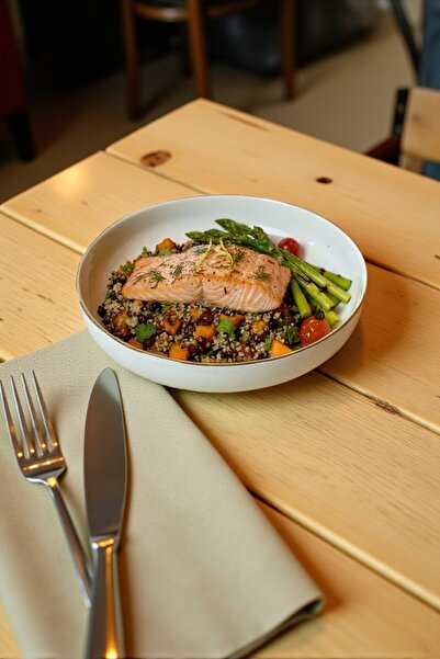 KÜTAHYA HOME 24 cm Deep Porcelain Salad Bowl | Modern Serving Plate | Stylish Tableware Presentation Gold