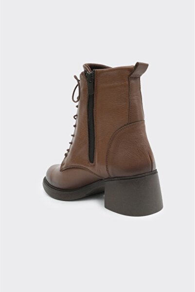 derinet Hakiki Deri Bağcıklı Fermuarlı Kadın Bot