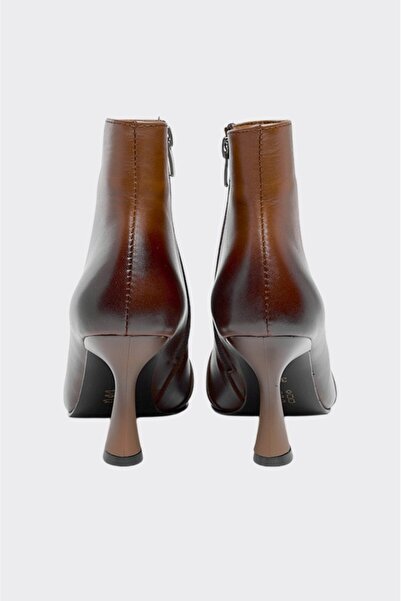 derinet Tokalı Hakiki Deri Kadın Bot