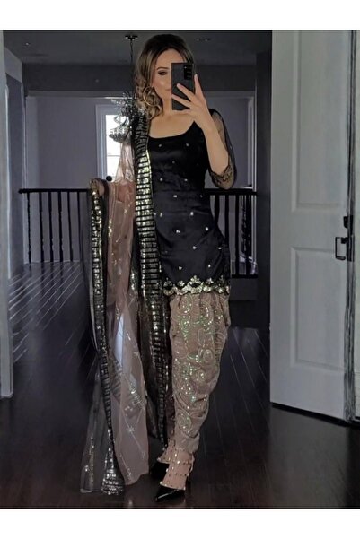 MYSMAR Black Faux Georgette Salwar Kameez & Dupatta - HRT2070 | Black