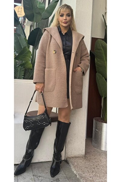 Butik Nilyam Women's Plus Size Hooded Button Detailed Pocket Lamb Coat Jacket 25031