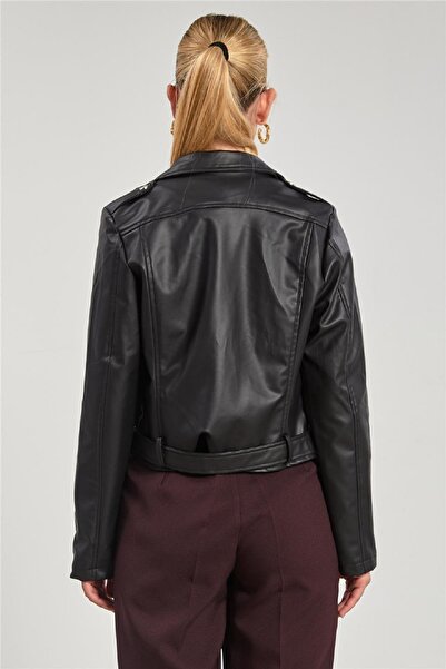 OIL PARK Women's Double Breasted Collar Zipper Detailed Short Faux Leather Coat