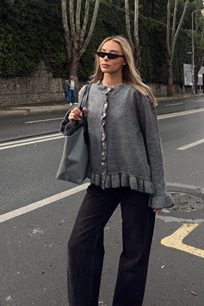 Swist Füme Bisiklet Yaka Fırfır Detaylı Düğmeli Kadın Triko Hırka