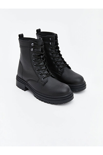 LC Waikiki Λαμπερές επιλογές από το Shining Store |   Γυναικείες μπότες με δερμάτινη εμφάνιση