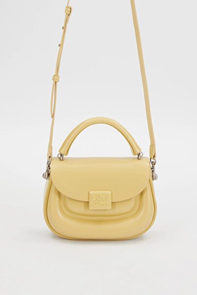 Levidor Kalp Akseuarlı El Çantası