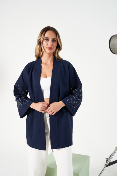 MİA NOURA Women's Oversize Kimono with Embroidered Sleeves and Back