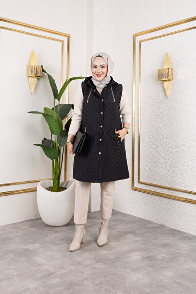 Elif Artar Kapıtone yelek siyah