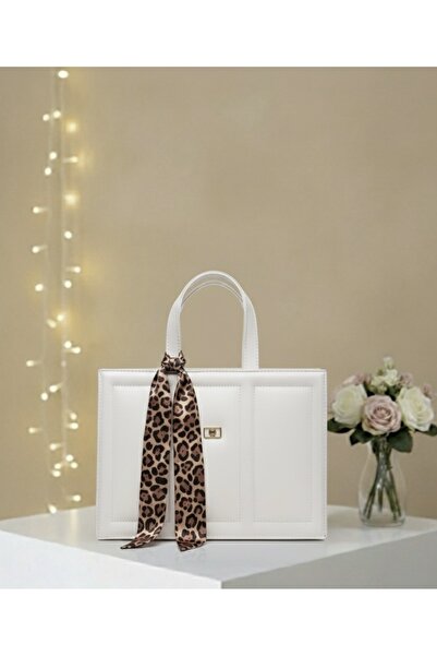 MADESSA COLLECTION Krem Rengi Kadın Çanta Büyük Boy Leopar Fular Detaylı Çapr...