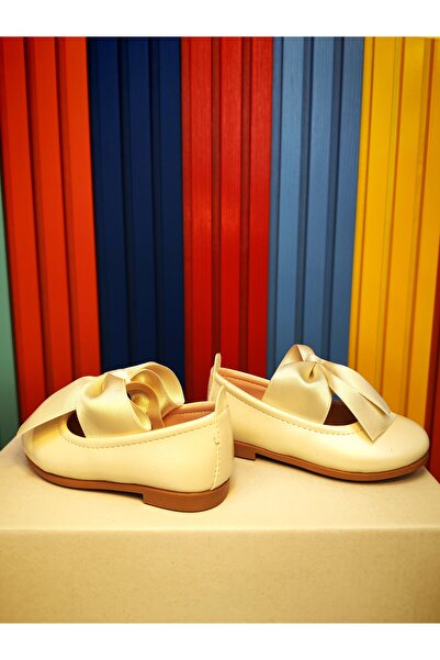 mocno Kız Çocuk Kurdelalı Babet Krem Renk