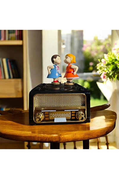Sarego Nostaljik Radyo Tasarımlı Romantik Öpüşen Çift Müzik Kutusu Aşk Temalı...