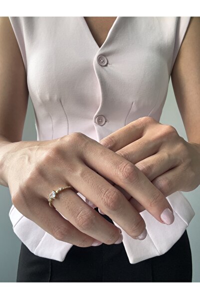 Ressia Crystal Heart Design Ring