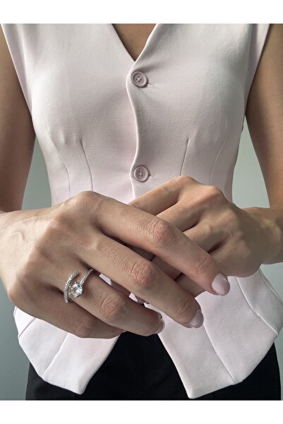 Ressia Half Round Solitaire Ring