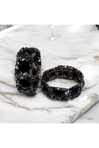 ella'nın çarşısı Etnik Desen Eskitme Metal Siyah Renkli Taşlı Kelepçe Bileklik.