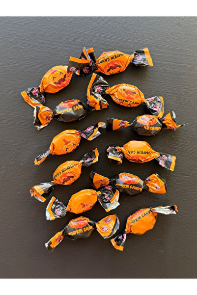 Hepsi Enteresan Halloween with Candy Mixed Patterns Purple Background, Halloween Cup, Pumpkin Candy