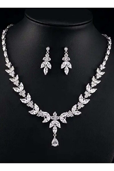 Generic مجموعة قلادات أنيقة من الزركونيا