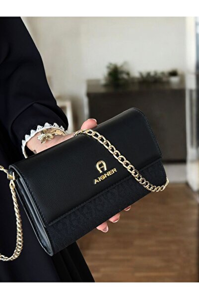 SS Shoulder bag with accessories