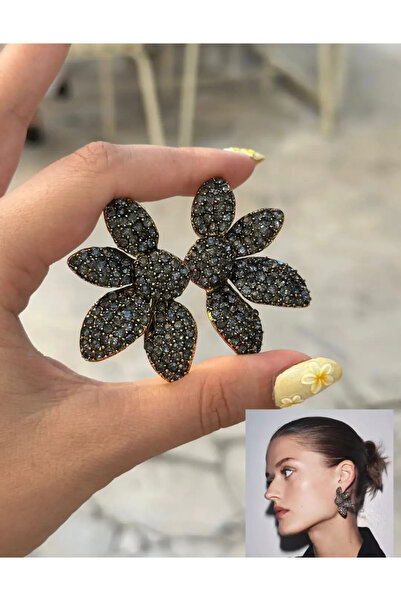 Twinssis Accessories Antique Detailed Black Stone Half Flower Brand Earrings Zr