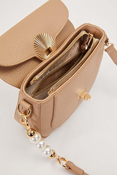 Levidor Mink Chain Pearl Detail Shoulder Bag
