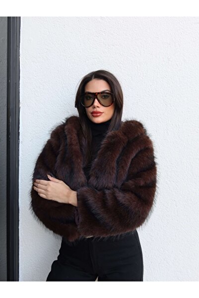 ESRAHELVACI Γούνα με κουκούλα με κουμπωτά κούμπωμα