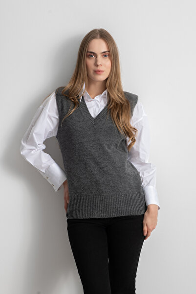 Shophia Women's Single Plate V-Neck Knitwear Sweater – Gray