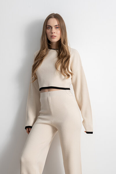 Shophia Γυναικείο Σετ Πλεκτό Ριγέ Crop Top και Παντελόνι – Κρεμ