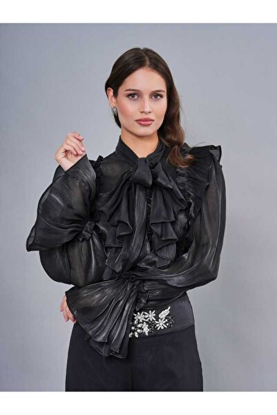 SERPİL Fırfır Detaylı Fiyonk Yakalı Saten Gömlek 50390