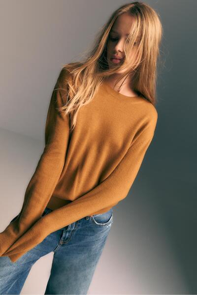 Stradivarius Ekstra yumuşak %100 yün kazak