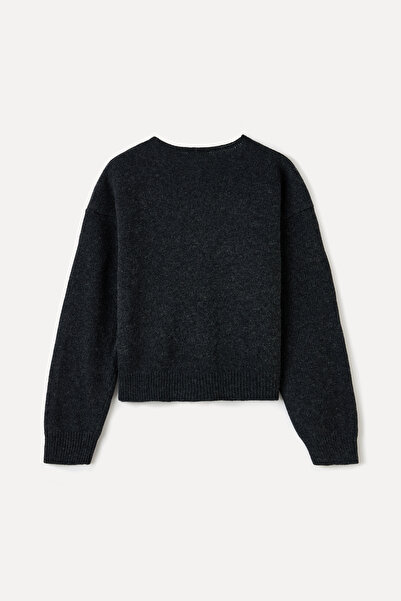 Mudo Loose Fit V Neck Wool Cardigan