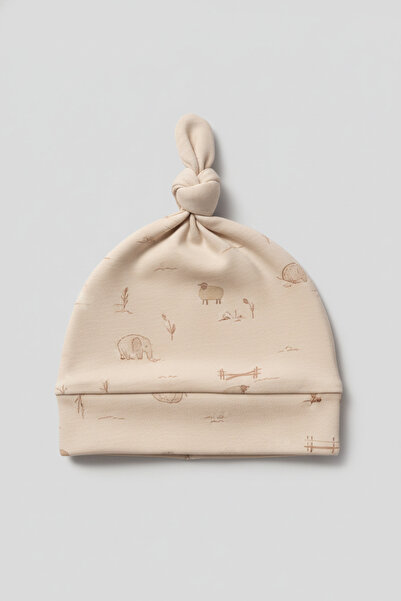 Magu Organic Cotton 4-Piece Newborn Baby Gift Set - Bodysuit, Booties, Hat and Hooded Blanket (