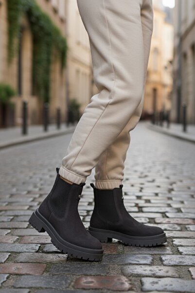 akerler حذاء نسائي يومي مرن من الجلد الطبيعي باللون الأسود من جلد النوبوك bt788