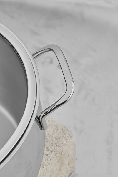 Cooker Lara 26 cm Stainless Steel Deep Pot with Glass Lid