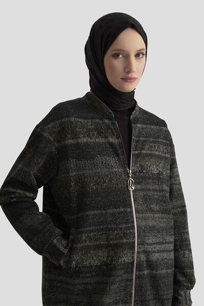 Armine TREND Γυαλιστερό μπουφάν με αυτοσχεδιασμό βιζόν 25KT538